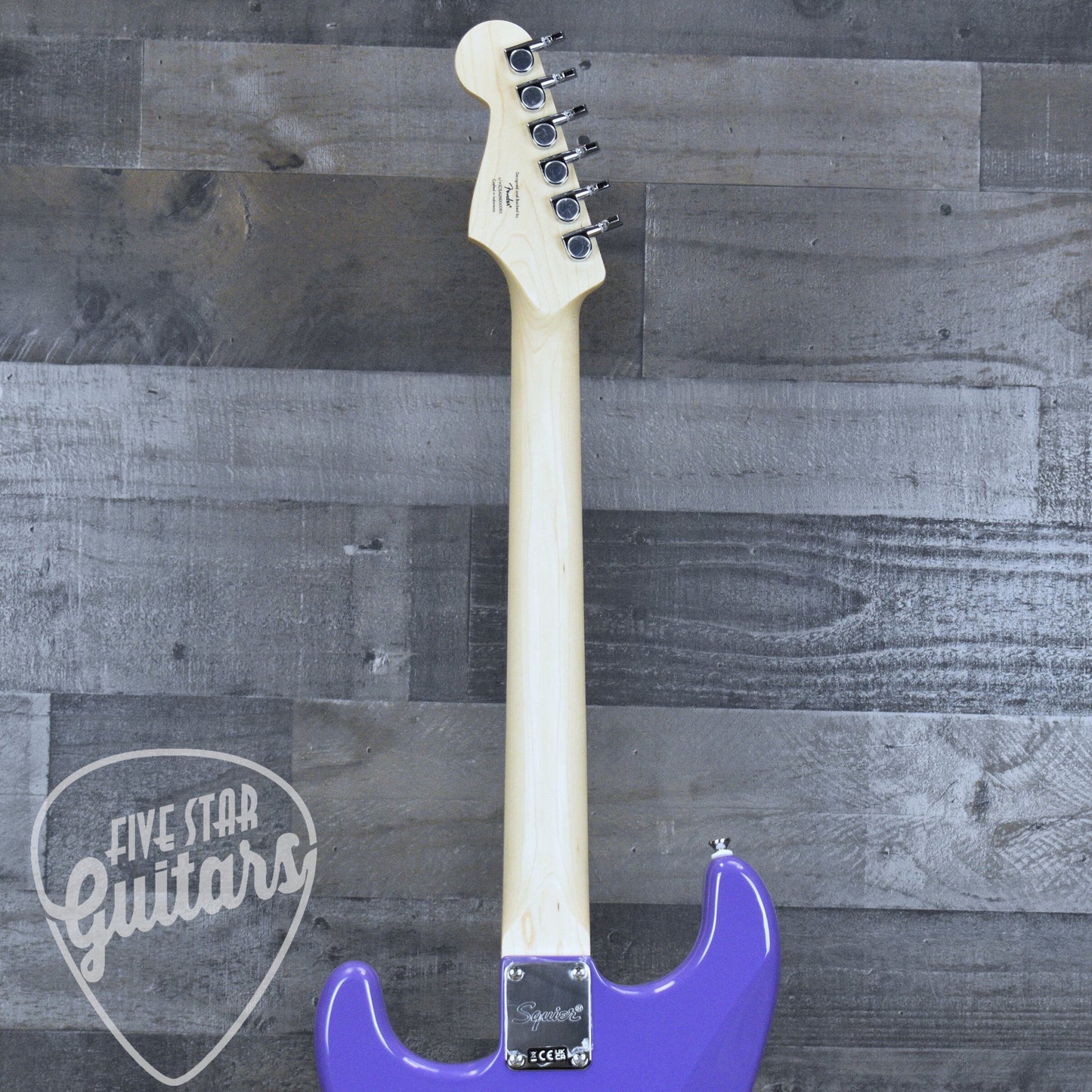Squier Sonic Stratocaster Laurel Fingerboard White Pickguard - Ultraviolet