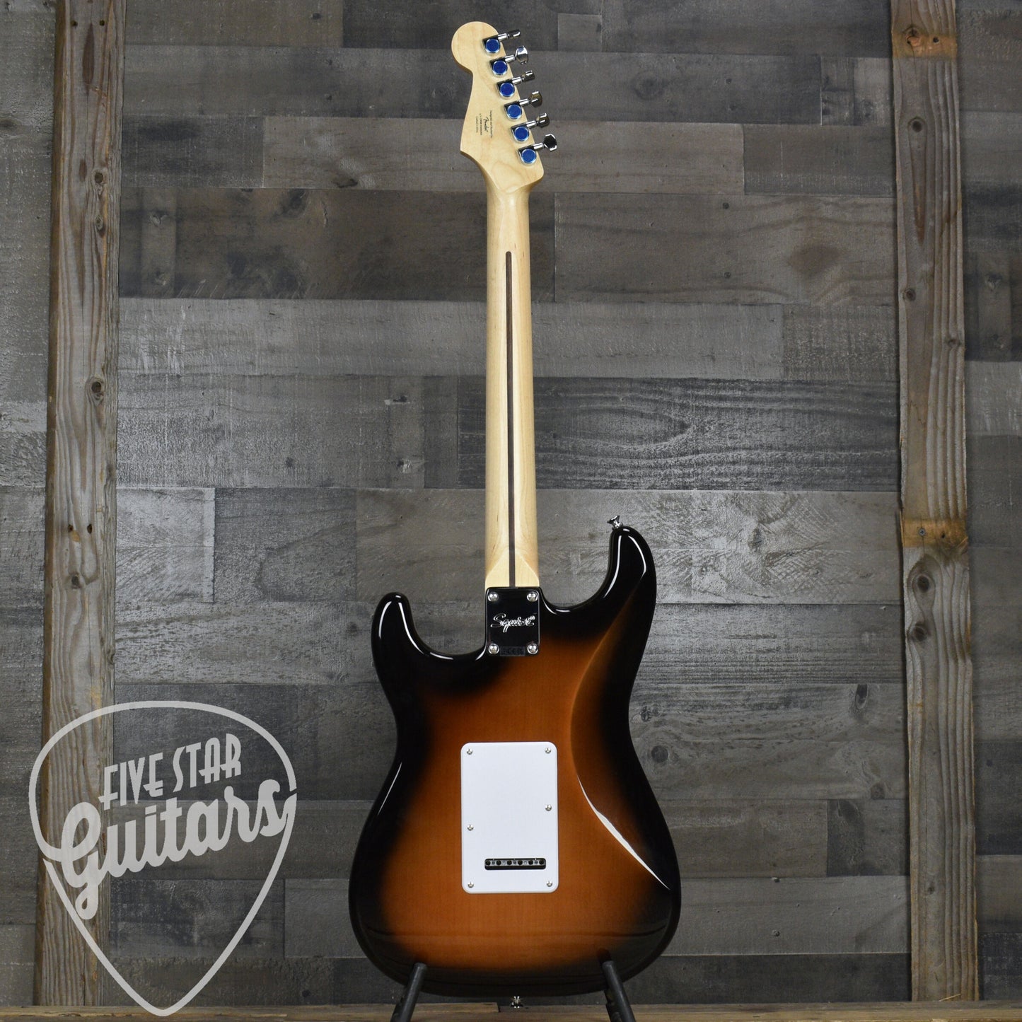 Squier Sonic Stratocaster Maple Fingerboard White Pickguard - 2-Color Sunburst