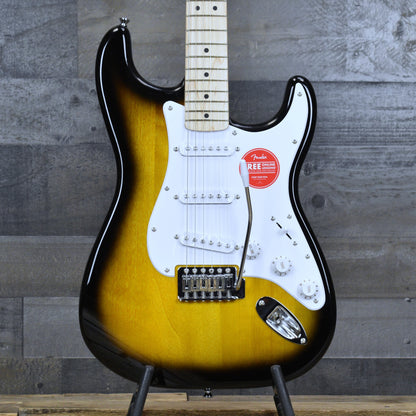 Squier Sonic Stratocaster Maple Fingerboard White Pickguard - 2-Color Sunburst