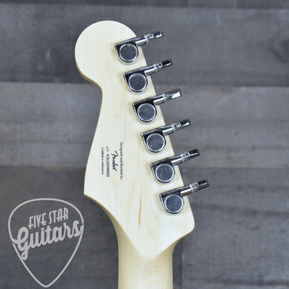 Squier Sonic Stratocaster Maple Fingerboard White Pickguard - 2-Color Sunburst