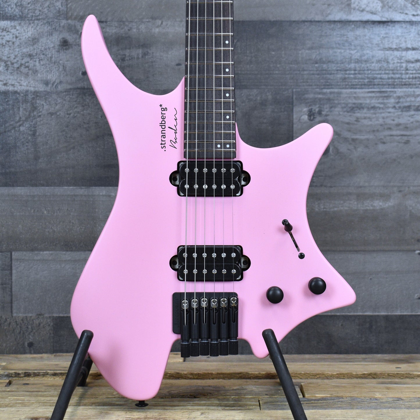 Strandberg Boden Essential 6 - Coral Pink with Gig Bag