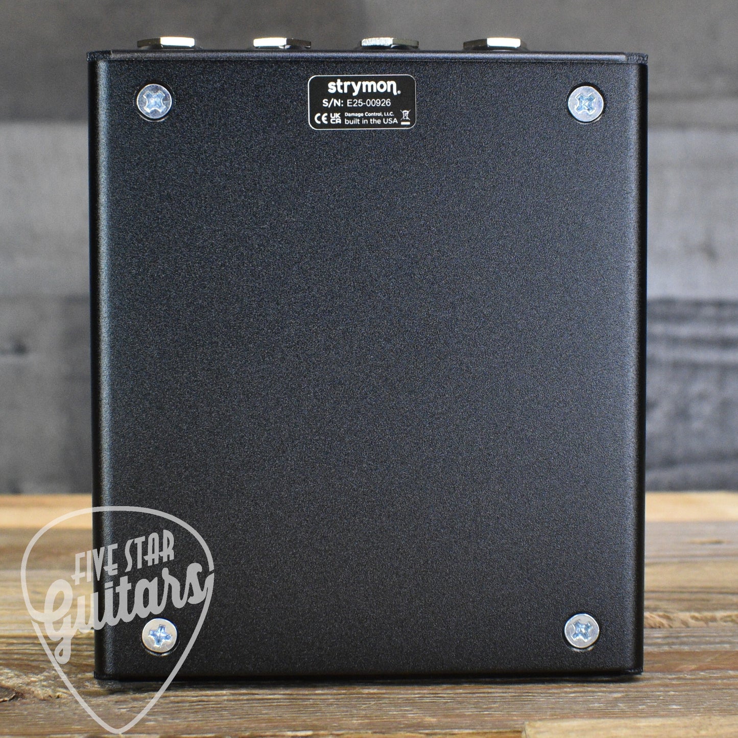 Strymon Flint V2 Tremolo & Reverb