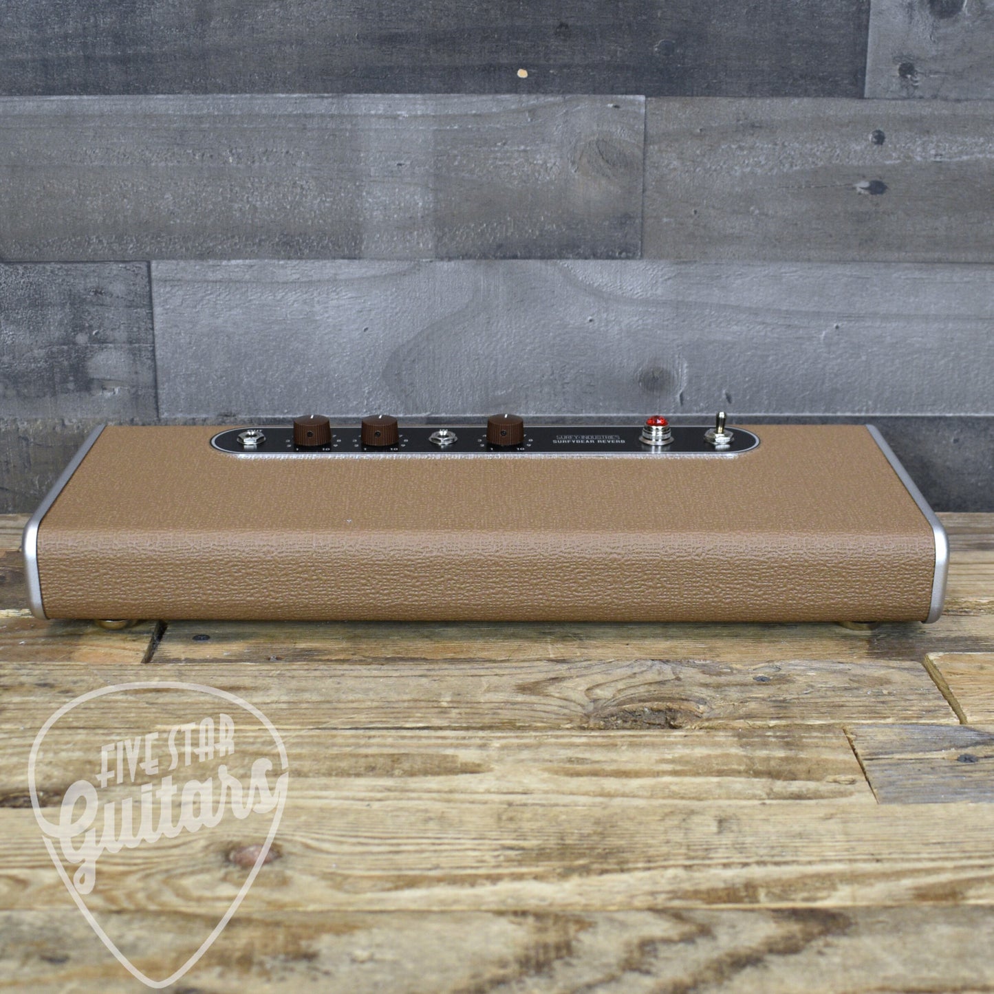 SurfyBear Classic Brown v3.0 with SurfyPan Extra Reverb
