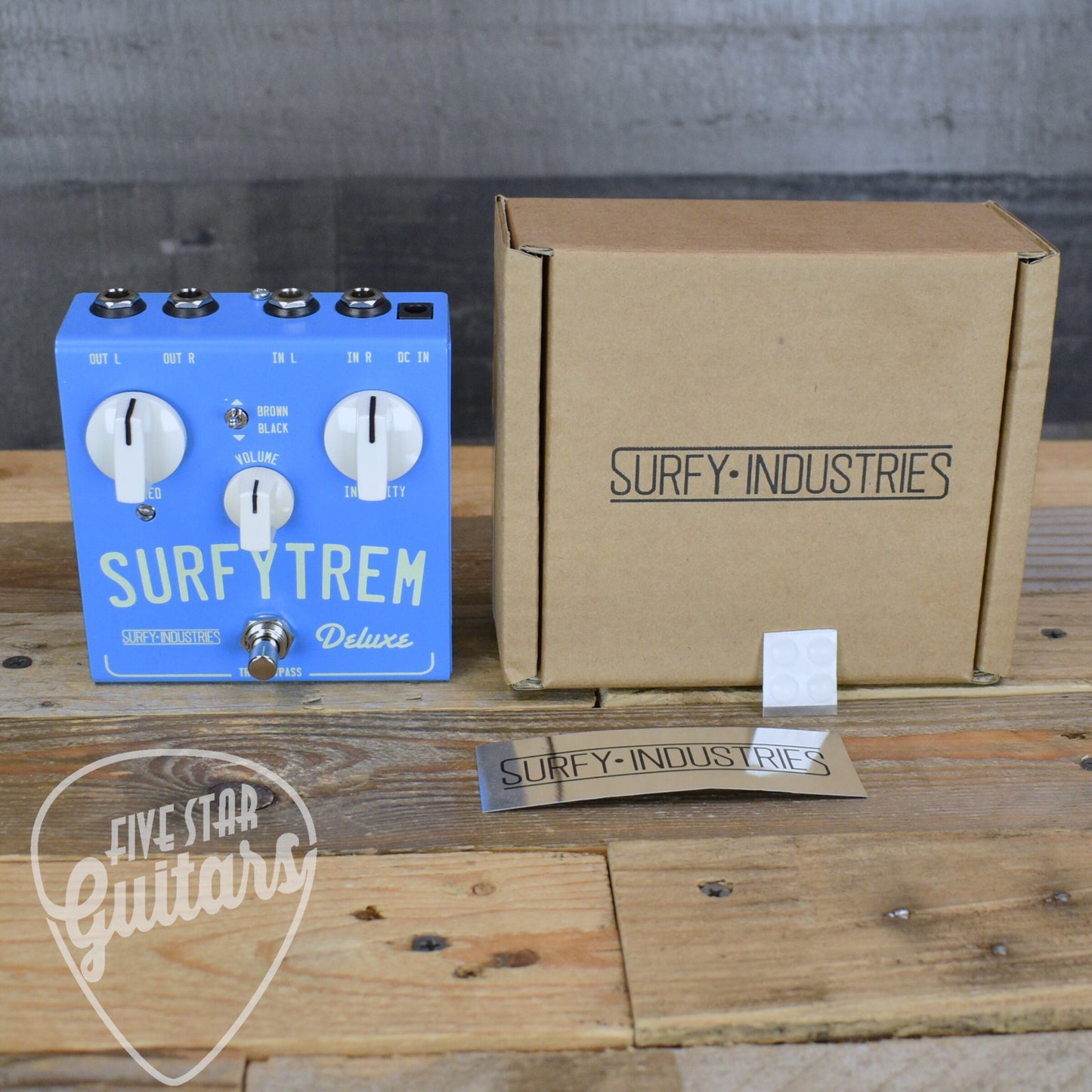Surfy Industries SurfyTrem Deluxe Pedal