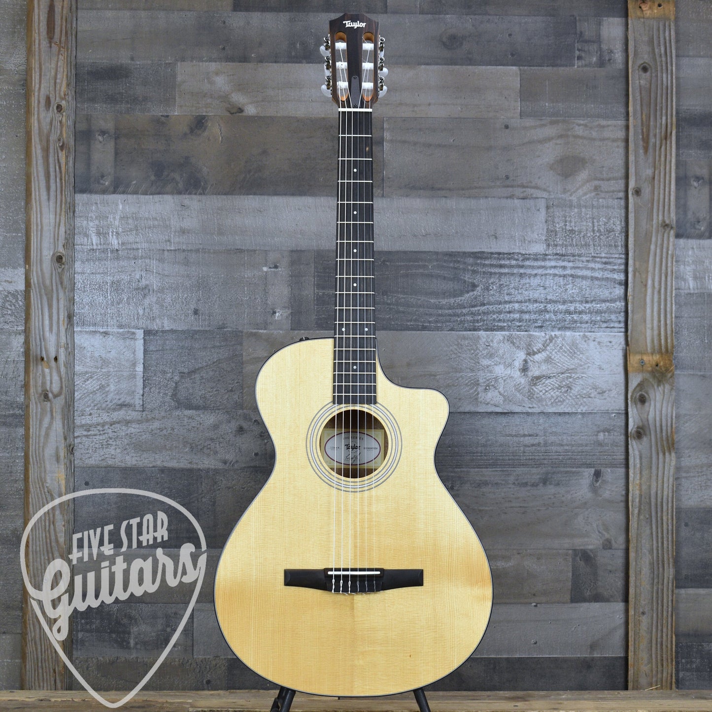 Taylor 112ce-N Grand Concert Sitka/Sapele - Natural with Gig Bag