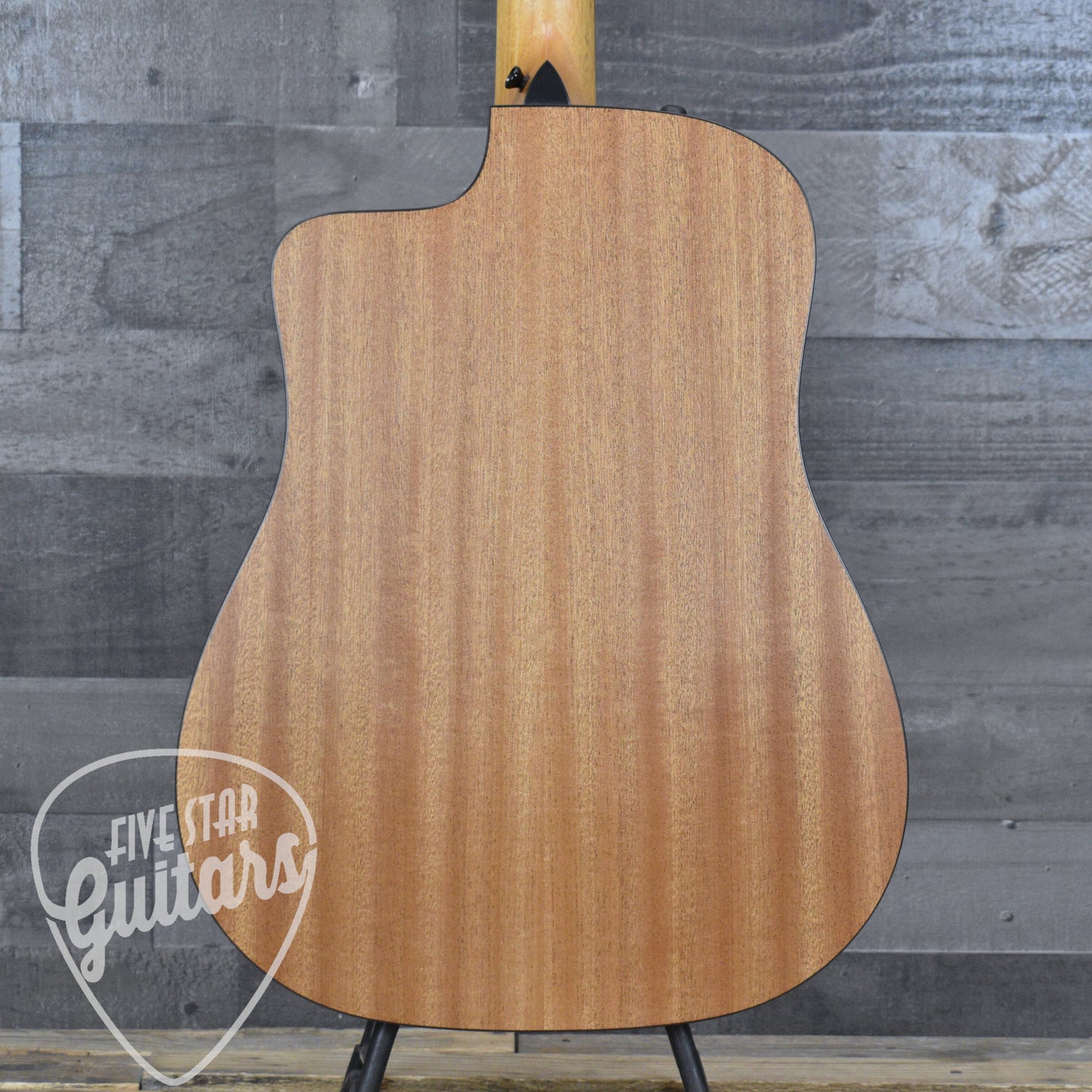 Taylor 150ce - Sapele with Gig Bag