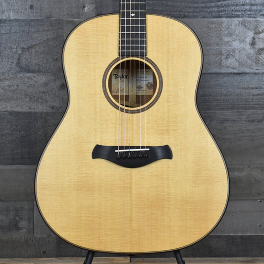 Taylor 2022 Builder's Edition 517e with Floral Hard Shell Case