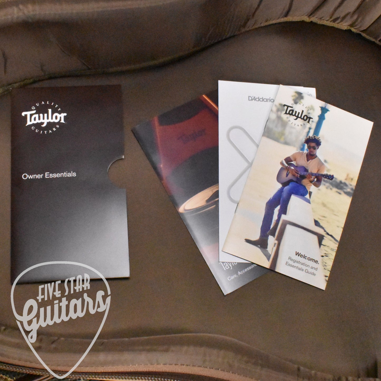 Taylor 2024 GS Mini Mahogany with Gig Bag