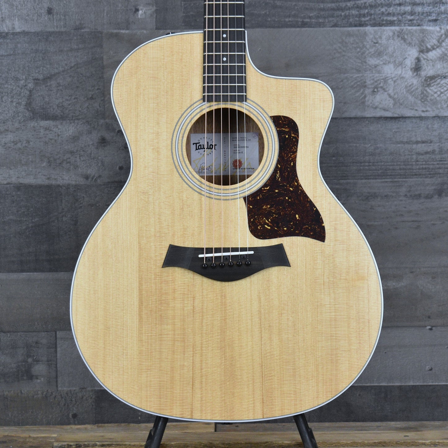 Taylor 214ce-K Sitka/Koa with Gig Bag