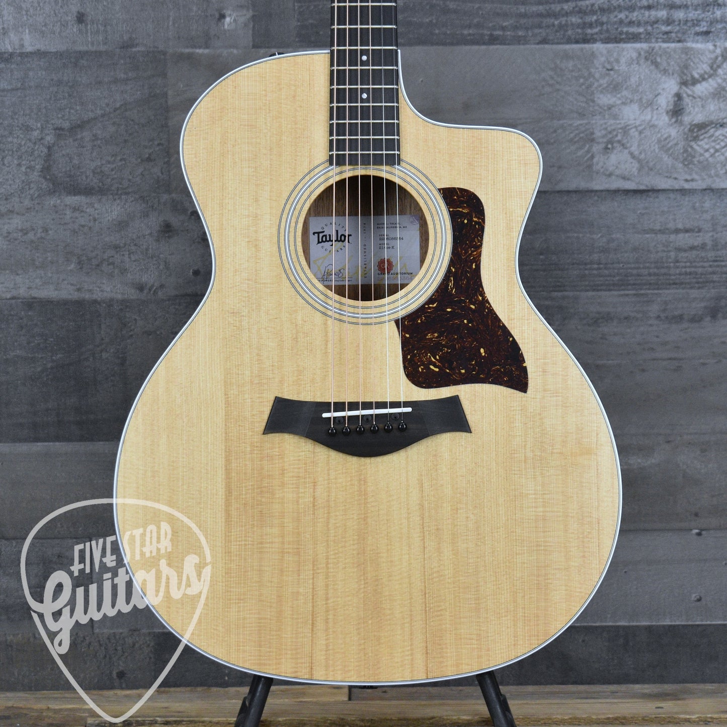 Taylor 214ce-K Sitka/Koa with Gig Bag