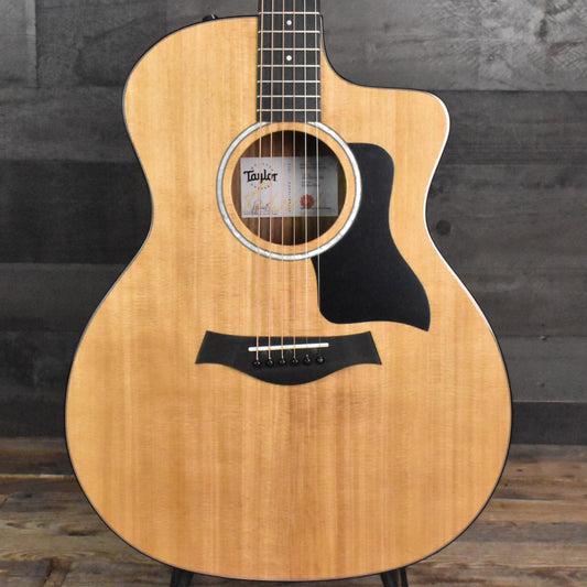 Taylor 214ce Plus with Aerocase