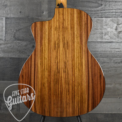 Taylor 214ce Plus with Aerocase