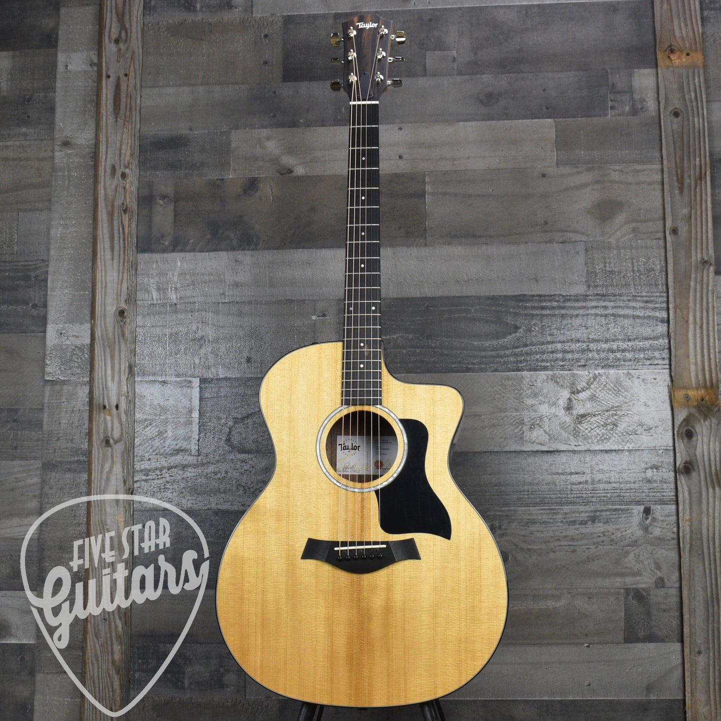 Taylor 214ce Plus with Aerocase