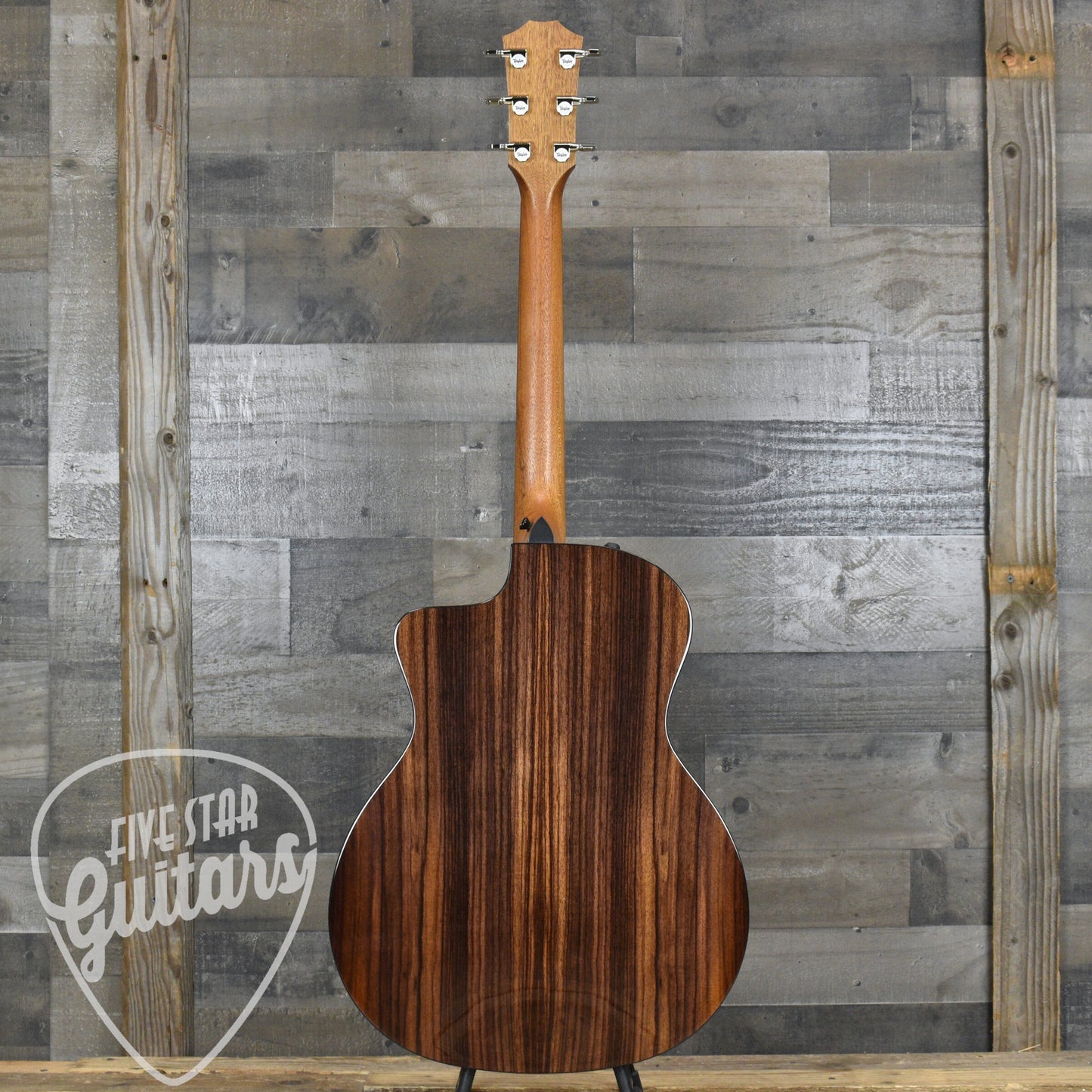 Taylor 214ce Plus with Aerocase