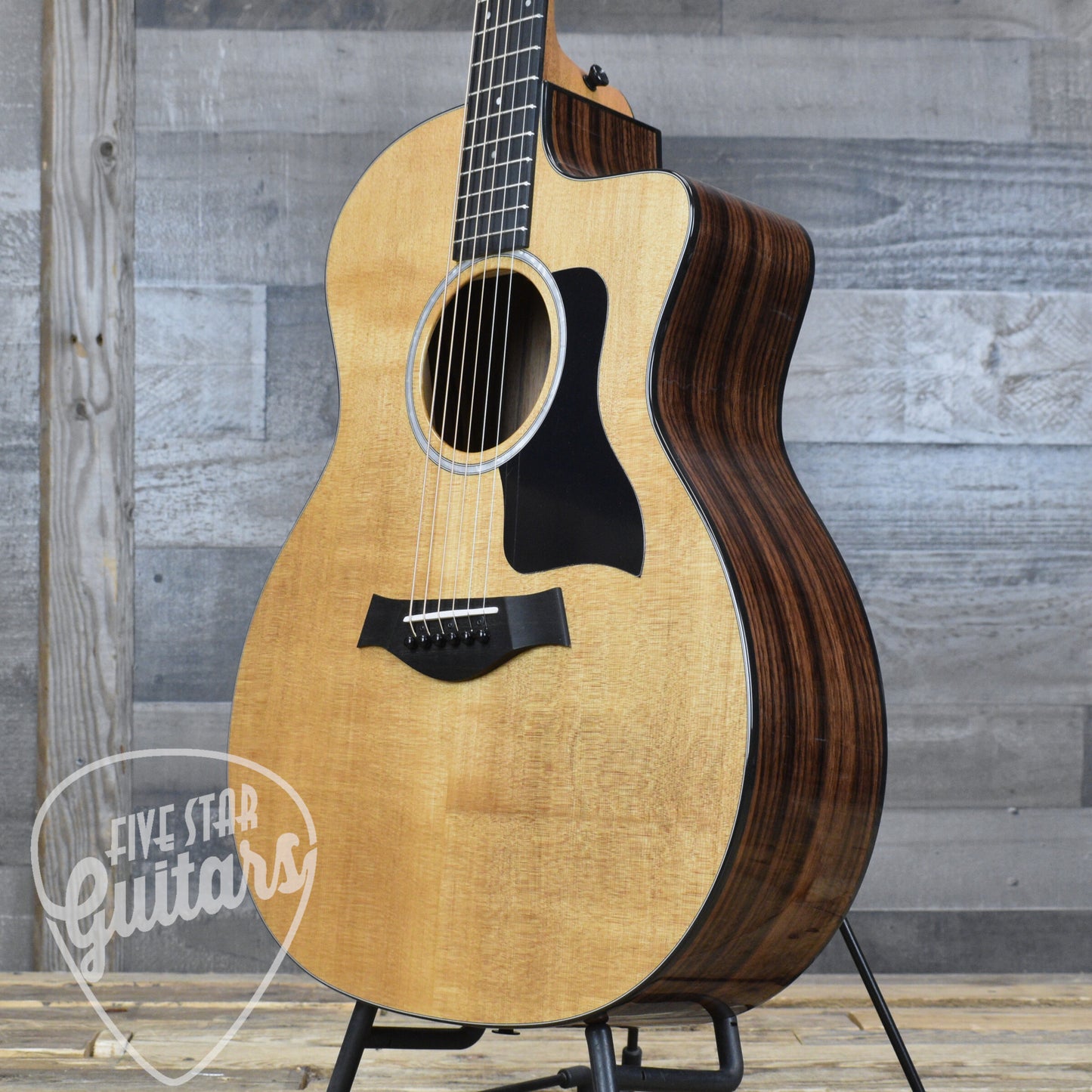 Taylor 214ce Plus with Aerocase