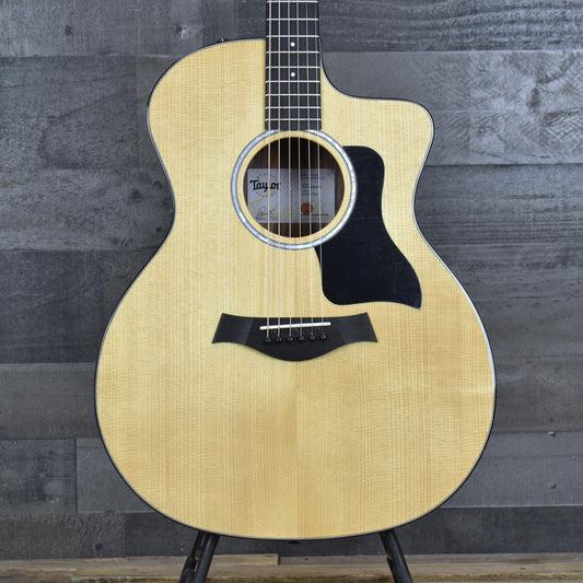 Taylor 214ce Plus with Aerocase