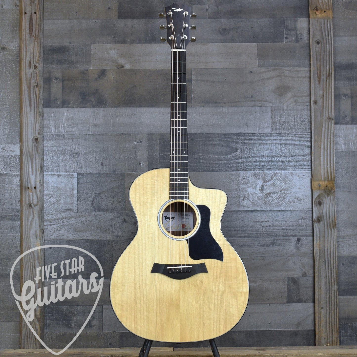 Taylor 214ce Plus with Aerocase
