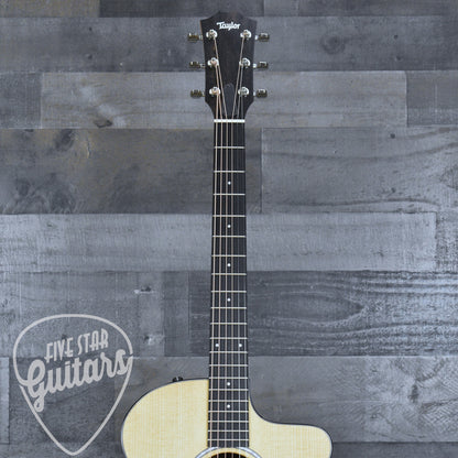 Taylor 214ce Plus with Aerocase