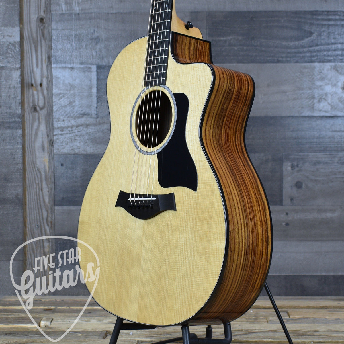 Taylor 214ce Plus with Aerocase
