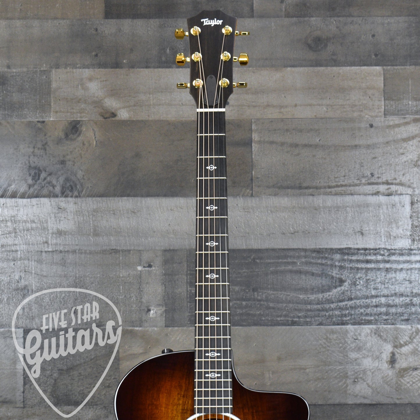 Taylor 224ce-K DLX 2024 - Shaded Edgeburst with Hard Shell Case