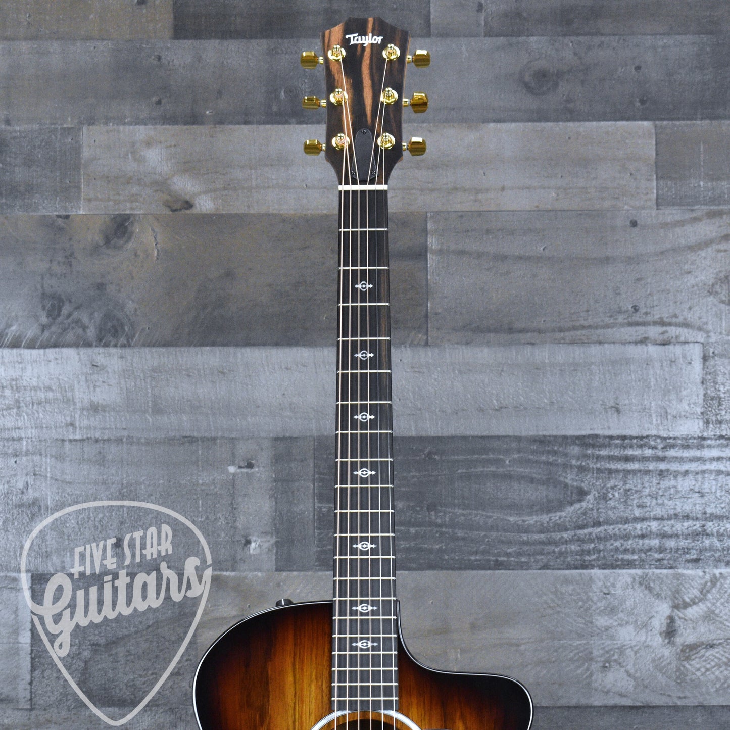 Taylor 224ce-K DLX 2024 - Shaded Edgeburst with Hard Shell Case