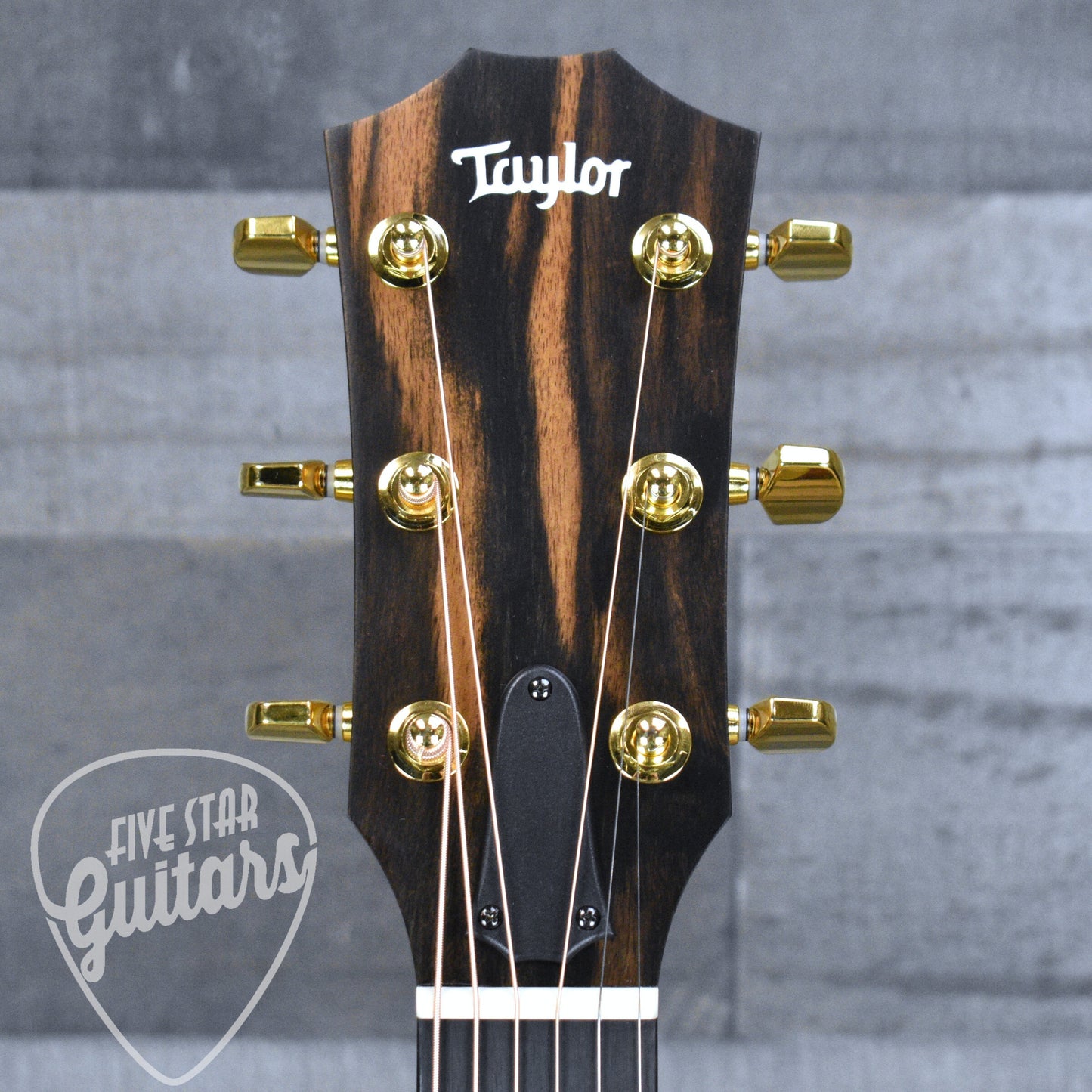 Taylor 224ce-K DLX 2024 - Shaded Edgeburst with Hard Shell Case
