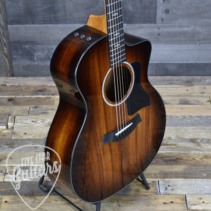 Taylor 224ce-K DLX 2024 - Shaded Edgeburst with Hard Shell Case