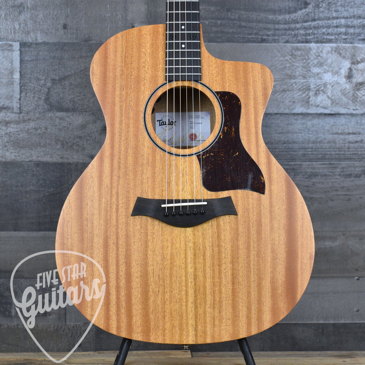 Taylor 24ce - Natural Mahogany with Gigbag