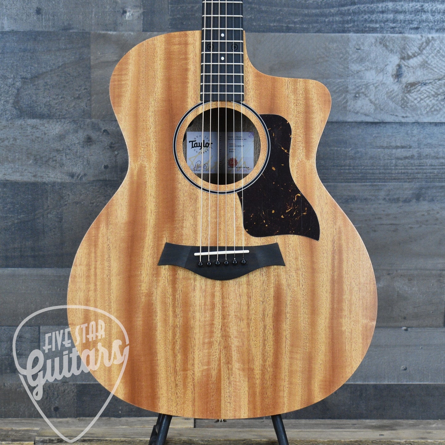 Taylor 24ce - Natural Mahogany with Gigbag