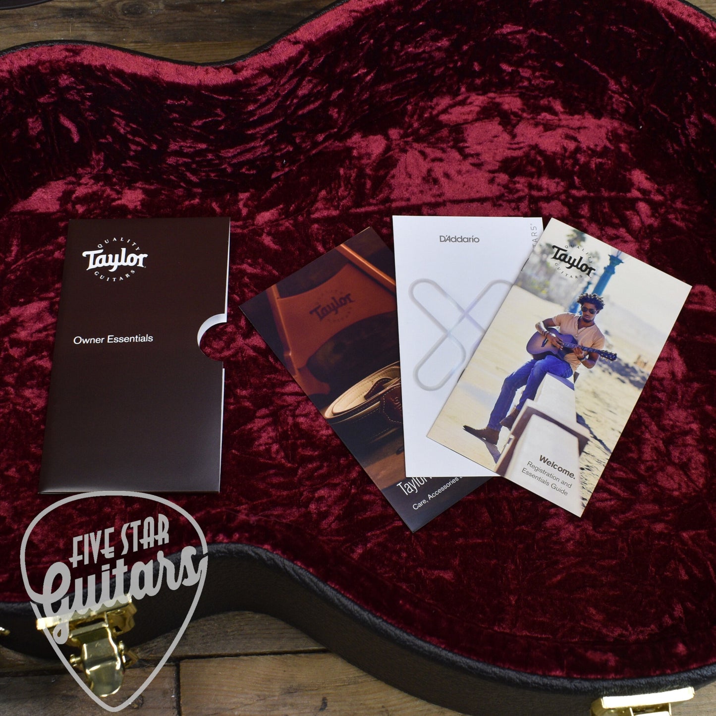 Taylor 314ce Next-Gen Grand Auditorium Acoustic Guitar - Natural with Hardshell Case