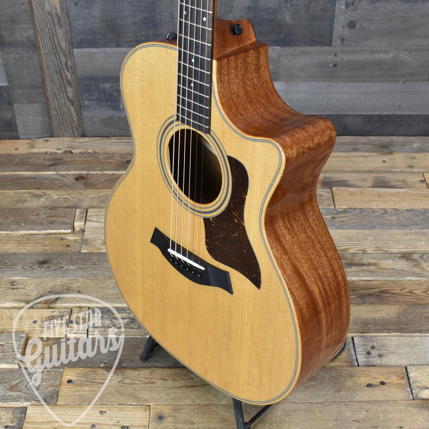 Taylor 314ce Studio - Natural with Gig Bag