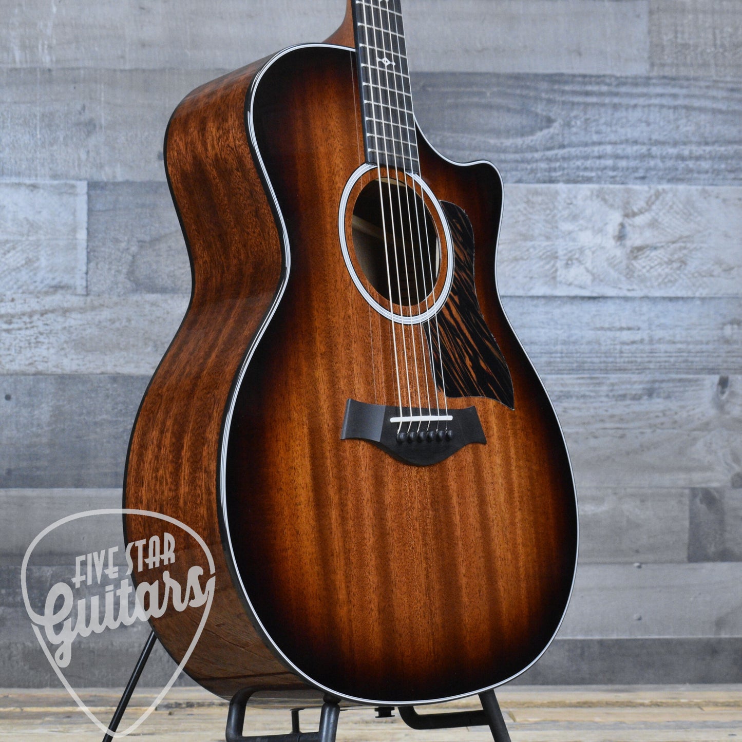 Taylor 324ce Next Generation - Shaded Edgeburst with Hardshell Case