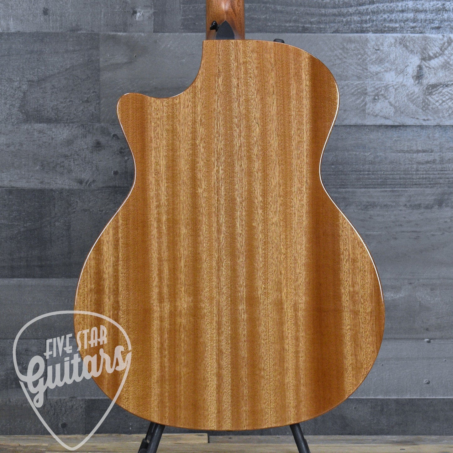 Taylor 324ce Studio Special Edition - Mahogany Glow with Gigbag