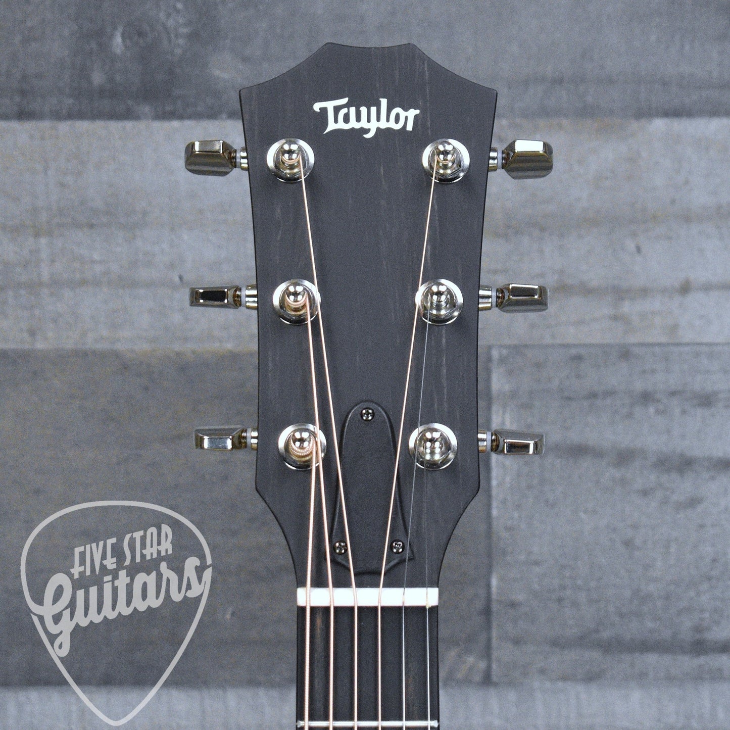 Taylor 324ce Studio Special Edition - Mahogany Glow with Gigbag