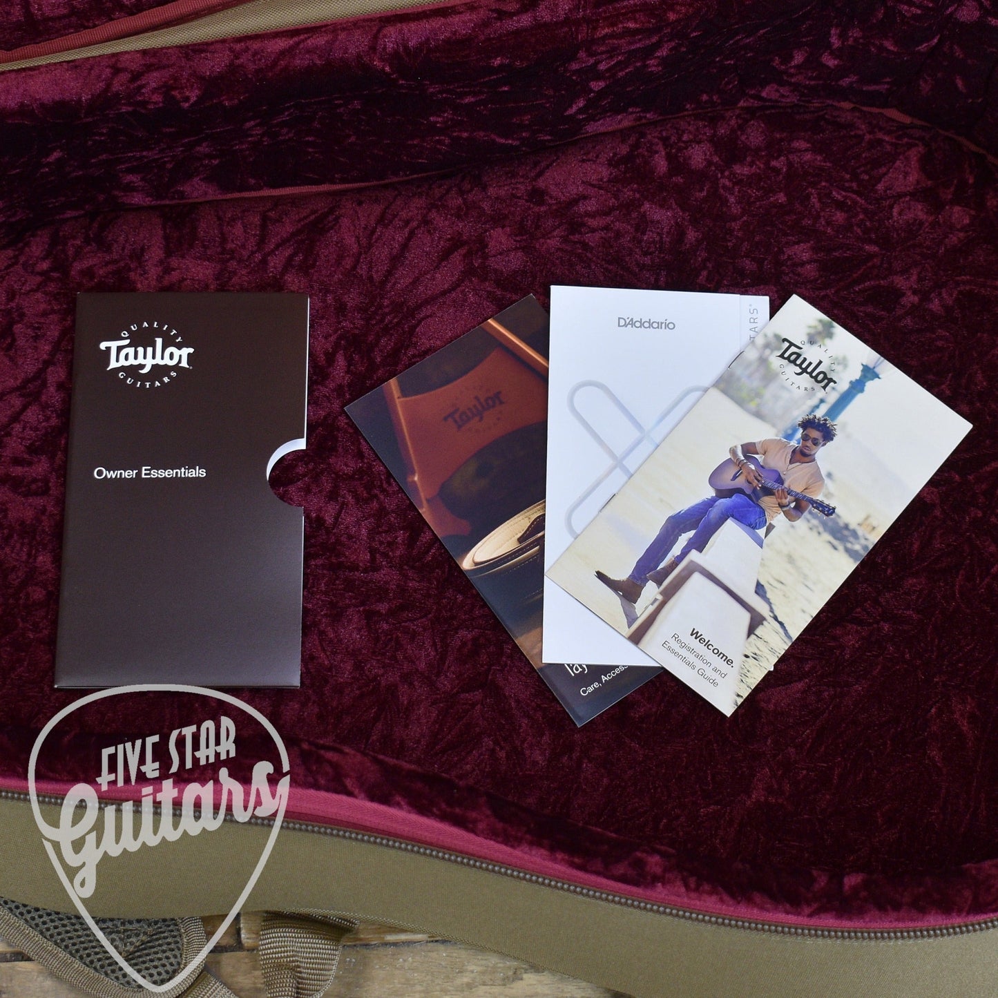 Taylor 324ce Studio Special Edition - Mahogany Glow with Gigbag