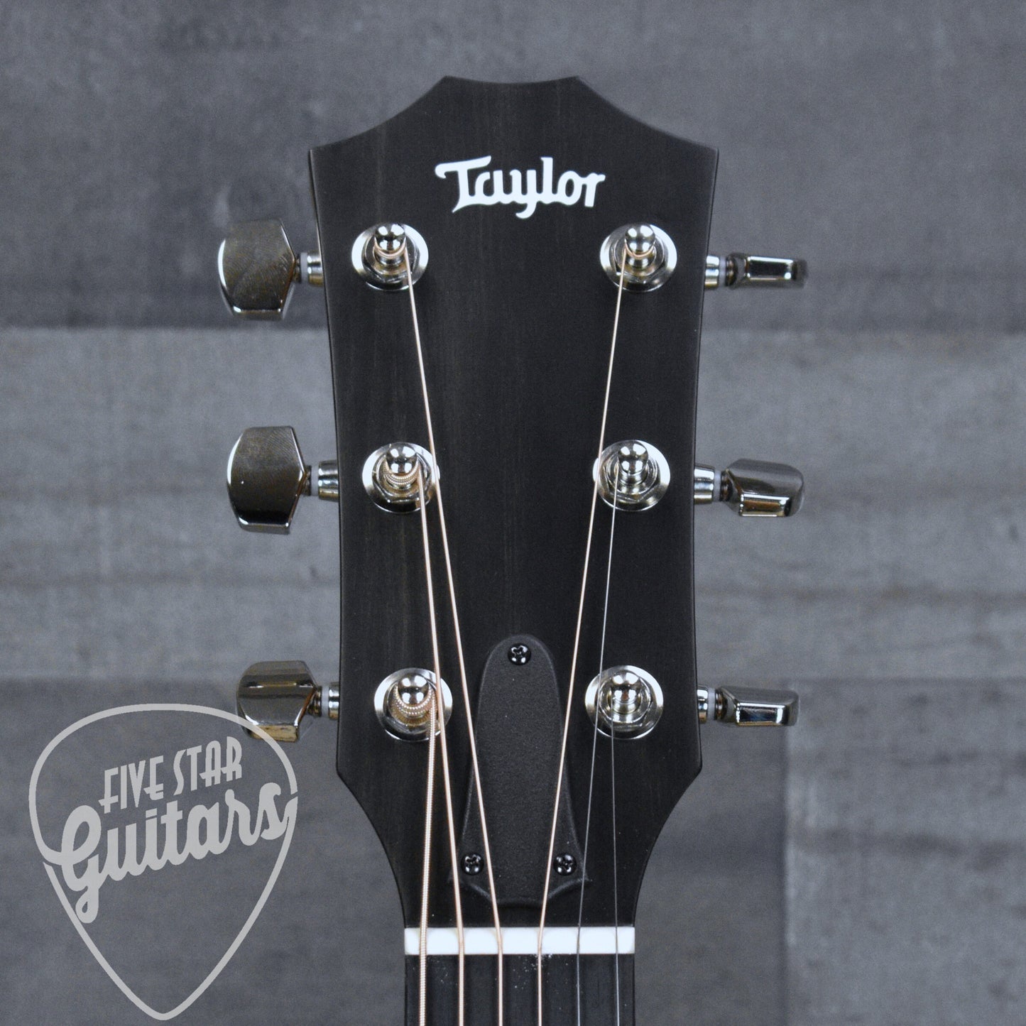 Taylor 414ce Studio - Natural with Gig Bag