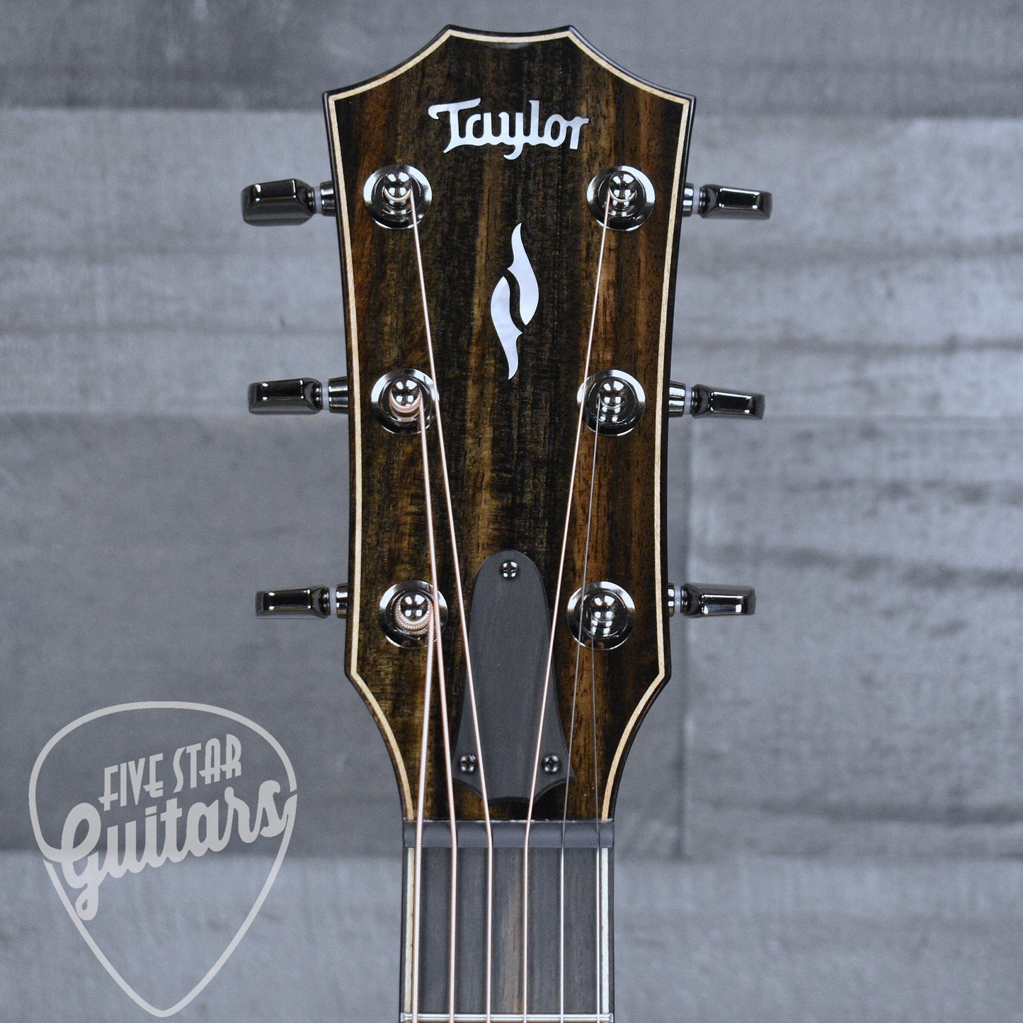Taylor 814ce Next Generation - Natural with Hardshell Case