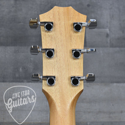 Taylor Academy 10e with Gig Bag