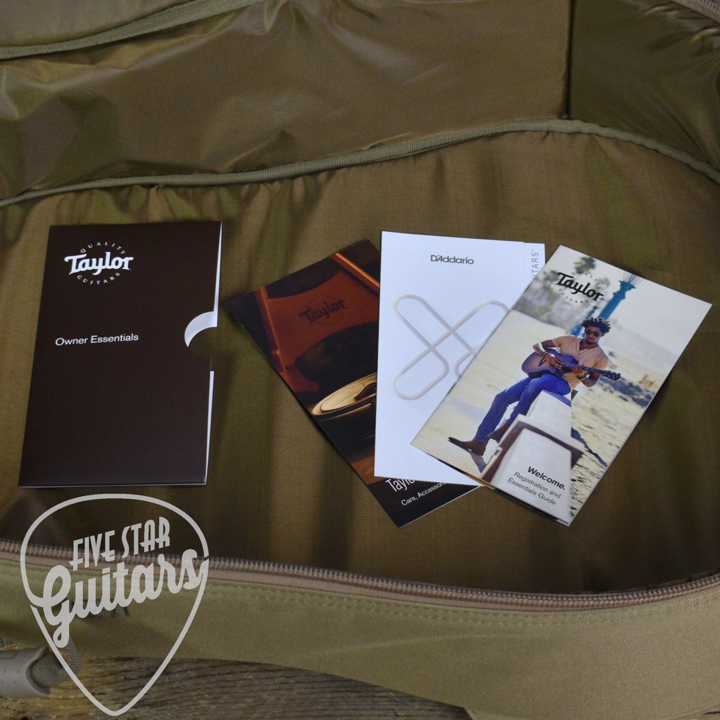 Taylor Academy 12e-N with Gig Bag