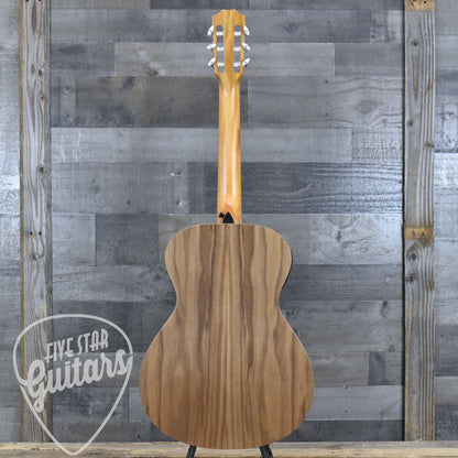 Taylor Academy 12e-N with Gig Bag