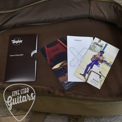 Taylor Academy 12e-N with Gig Bag