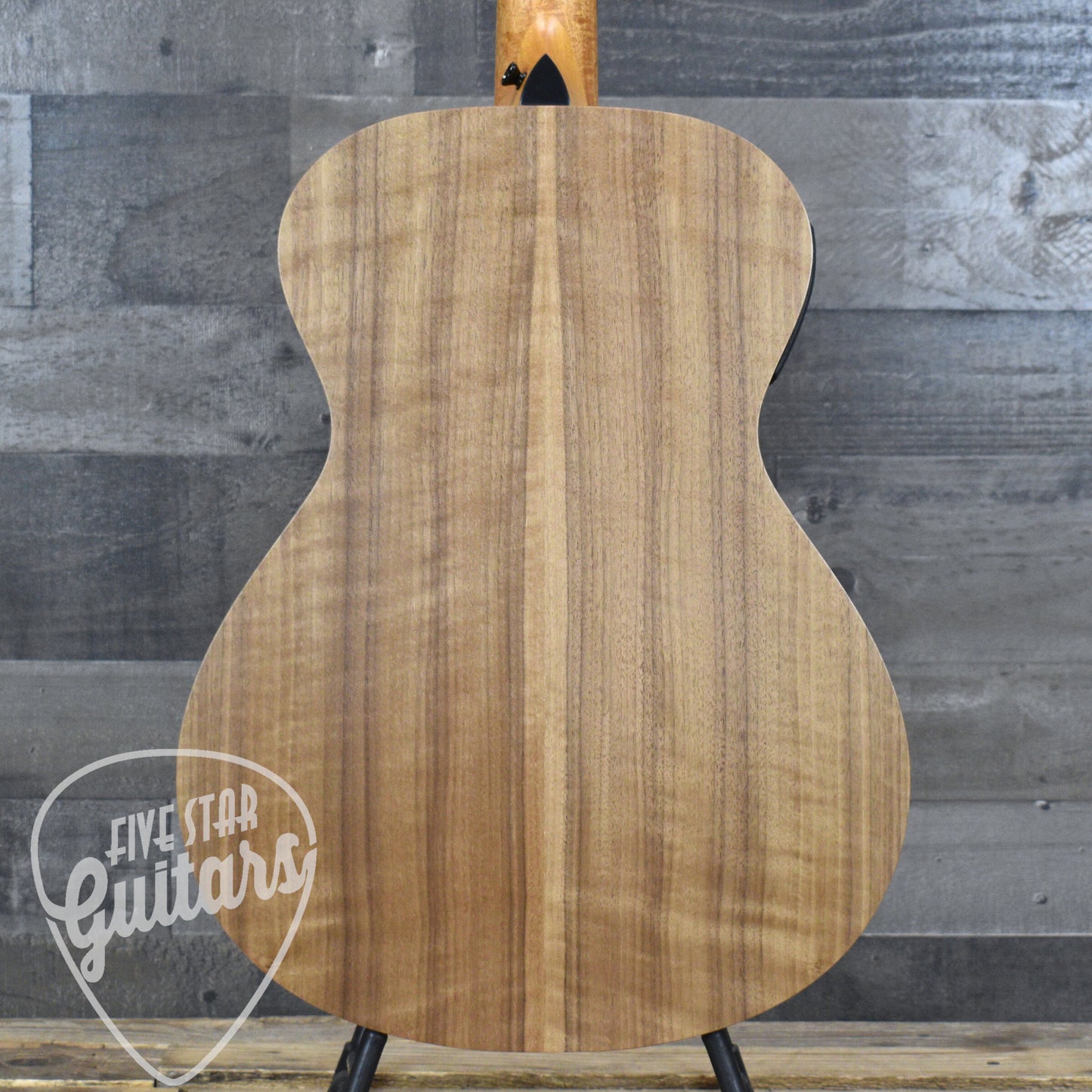 Taylor Academy 12e-N with Gig Bag