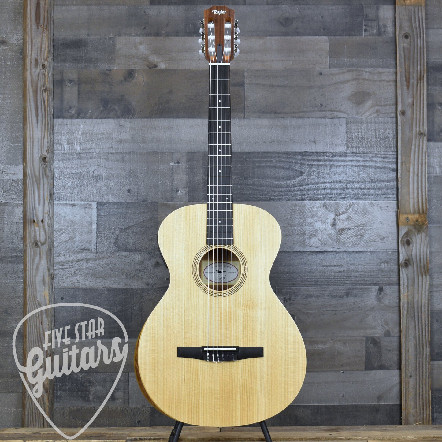 Taylor Academy 12e-N with Gig Bag