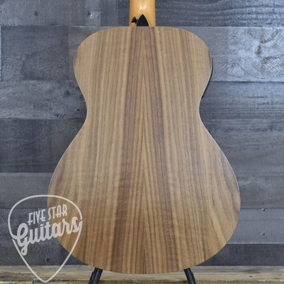 Taylor Academy 12e-N with Gig Bag