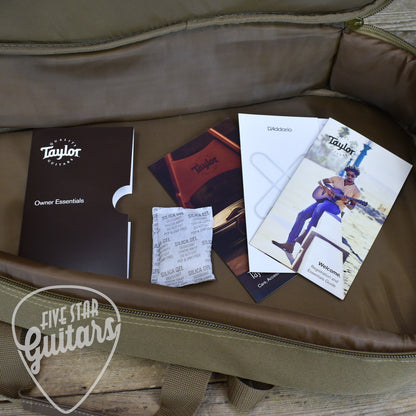 Taylor BT1 Baby Taylor with Gig Bag