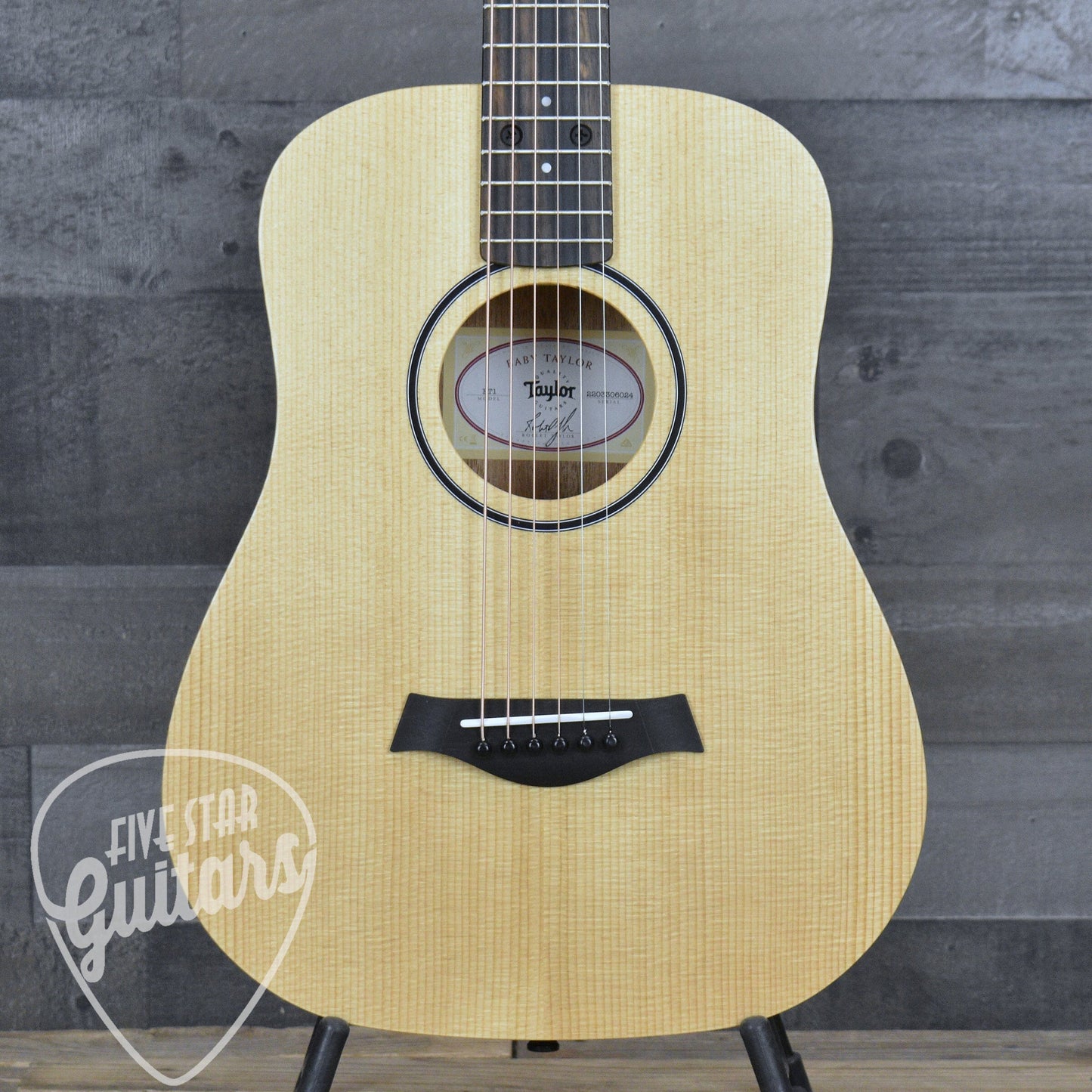 Taylor BT1 Baby Taylor with Gig Bag