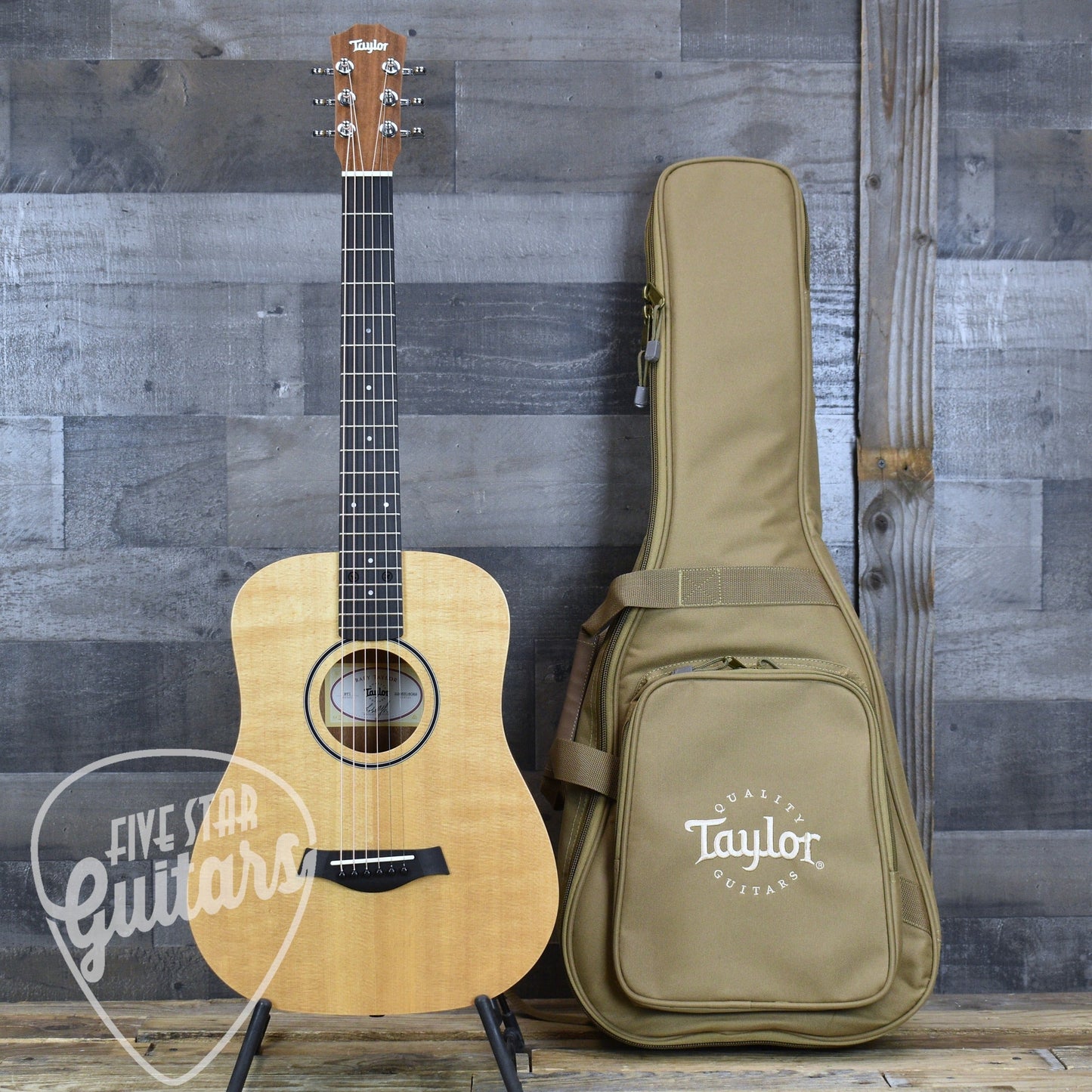 Taylor BT1 Baby Taylor with Gig Bag