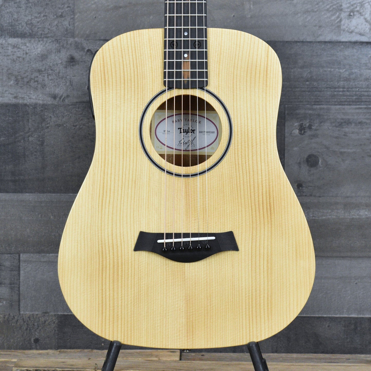 Taylor BT1e - Natural with Gig Bag