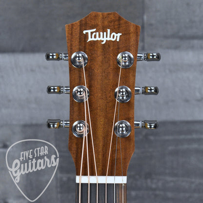 Taylor BT2 Baby Taylor with Gig Bag
