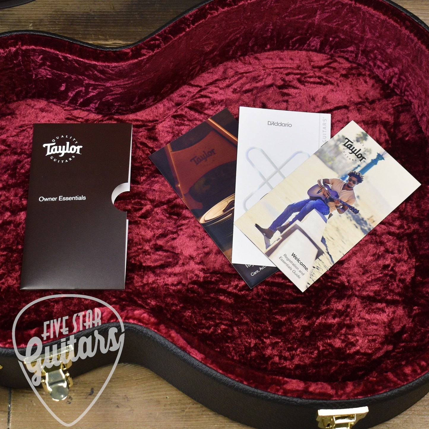 Taylor Builder's Edition 324ce Next Generation - Tobacco Kona Burst with Hardshell Case